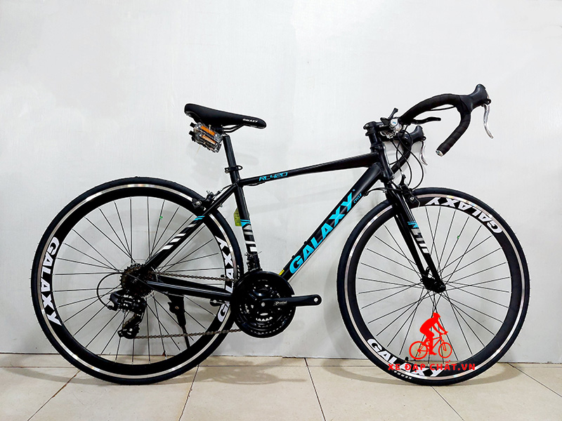 So sánh xe đạp Galaxy ML200 và xe đạp Trinx M116